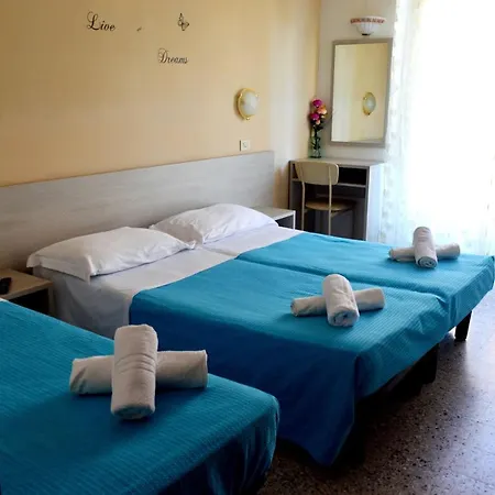 בית הארחה In Guest - New Cirene Double Comfort With Breakfast *