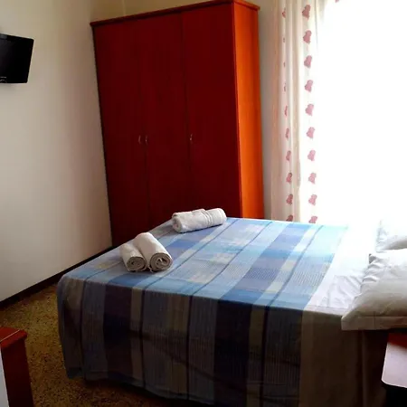 Konukevi In Guest - New Cirene Double Comfort With Breakfast